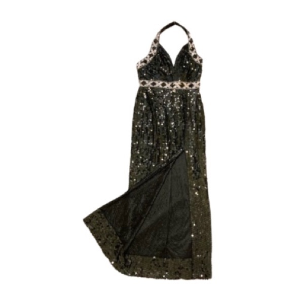 Special Occasion Gown By Caché: Black & Silver Sleeveless Sequin Gown - Size 6 - Picture 5 of 13
